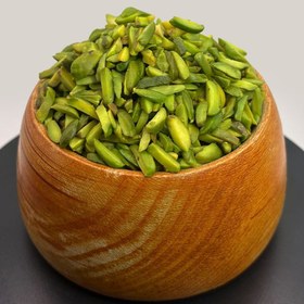 تصویر خلال پسته قزوین 