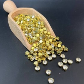 تصویر نگین پایه دار 40 پایه طلایی 