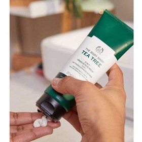 تصویر پاک کننده سه کاره بادی شاپ حاوی روغن درخت چای حجم 125 میل THE BODY SHOP Tea Tree 3 in 1 Wash.Scrub.Mask