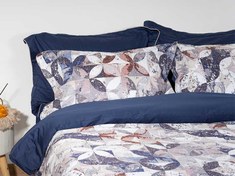 تصویر سرويس لحاف کيسه اي دونفره 7تکه -لايکو – یاراش 