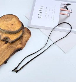 تصویر بند چرمی عینک 