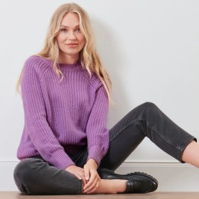 تصویر پلیور یاسی پشمی زنانه چیبو 