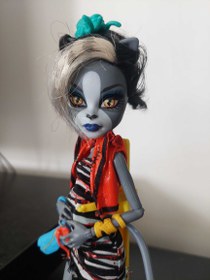 تصویر Monster High Zombie Shake Meowlody Doll عروسک مانستر های زومبی شیک ملودی 