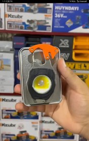 تصویر چراغ چندکاره فندک دار مناسب کمپینگ Multifunctional light with lighter suitable for camping