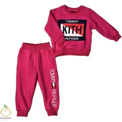 تصویر بلوز شلوار کودک صورتی طرح KITH با کد ۴۰۱ Tommy 