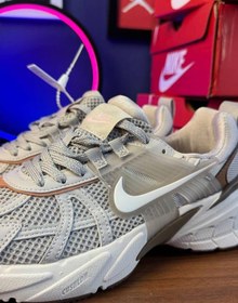 تصویر Nike v2k runner 