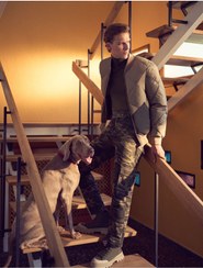 تصویر شلوار استتاری دکمه دار با جزئیات جیب 