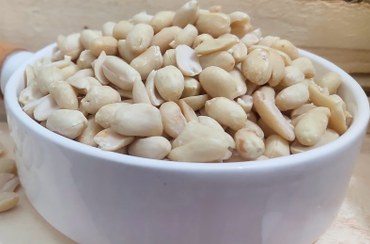 تصویر مغز بادام زمینی 