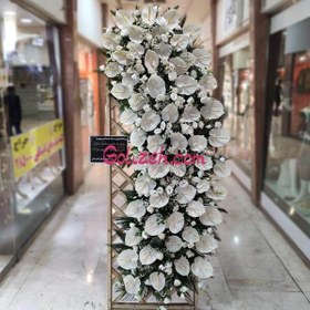 تصویر تاج گل ترحیم سفید 