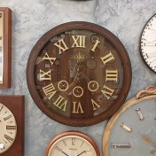 تصویر ساعت دیواری چوبی سیکو چهار موتوره قطر ۹۰ 