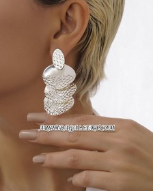 تصویر گوشواره زنانه طلا و سیلور مینیمال با آبکاری طلای ۱۸ عیار و نقره Minimalist Gold and Silver Women's Earrings with 18K Gold and Silver Plating