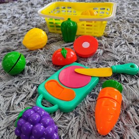 تصویر اسباب بازی ست میوه و سبزیجات برشی شامل ۸ قطعه 