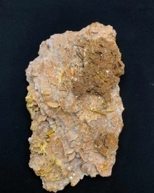 تصویر سنگ ولفنیت نارنجی نمونه کلکسیونی و کمیاب با کیفیت عالی Wulfenite