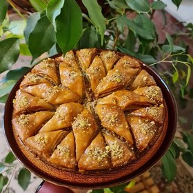 تصویر باقلوا لوکس دایره ای اصل زنجان (درجه ممتاز) 