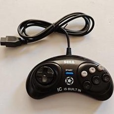 تصویر دسته سگا قدیمی آی سی پایه دار 