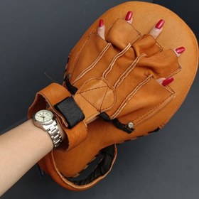 تصویر میت ساعد دار چرم 