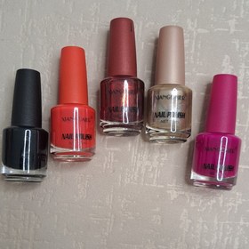 تصویر لاک ناخن - کد۴ 