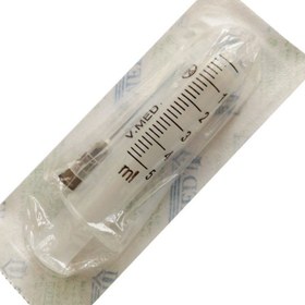 تصویر سرنگ 5 سی سی ورید 