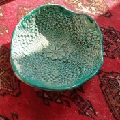 تصویر کاسه قلاب بافی آبی 