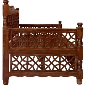 تصویر تخت سنتی چوبی شاه نشین 