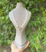 تصویر گردنبند دست‌ساز مروارید طرح باروک | زیور خاص با اتصالات استیل ضد حساسیت 