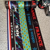 تصویر کمربند اسپرت طرحدار ادیداس زرد و سبز 