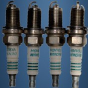 تصویر شمع خرچنگی کوتاه تکسر سوزن دنسو | DENSO IRIDIUM TOUGH VKB20 (استوک) 