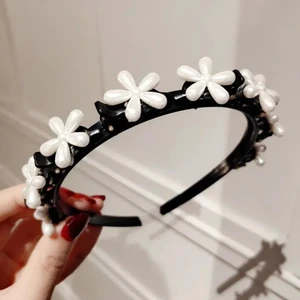 تصویر فروشگاه اکسسوری هلیا