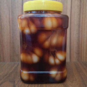 تصویر سیر ترشی محلی شمال ۲ کیلویی pickled garlic