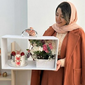 تصویر باکس گل چمدانی و کیک کد 407 