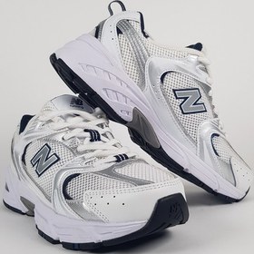 تصویر کفش روزمره زنانه و مردانه نیوبالانس 530 سفید سرمه ایNEW BALANCE (white ) 