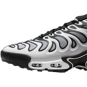 تصویر کتونی نایک ایر مکس پلاس دریفت وایت بلک متالیک سیلور Nike Air Max Plus Drift White Black Metallic Silver 