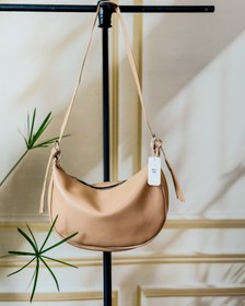 تصویر کیف زنانه مدل سلنا بند پانچی چرمی - نسکافه 