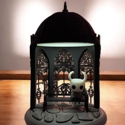 تصویر دیورامای چراغ‌دار Hollow Knight | مجسمه دکوراتیو پرینت سه‌بعدی 