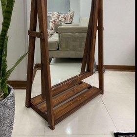 تصویر آیینه قدی چوبی پایه دار کد 10702 