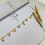 تصویر دستبند طرح بابونه طلایی 