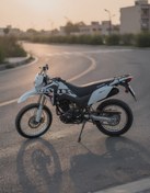 تصویر موتورسیکلت تریل کویر مدل T6 حجم ۲۵۰ سی سی رنگ سفید 