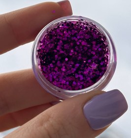 تصویر گلیتر چشم و صورت 