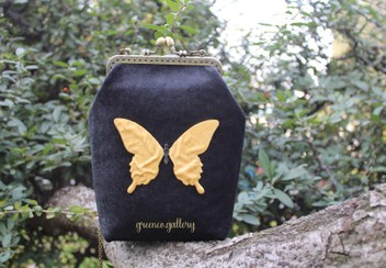 تصویر کیف مخمل مبلی رودوشی زنانه 