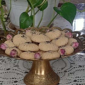 تصویر شیرینی برنجی خانگی با طعم هل و وانیل 500 گرمی 