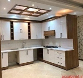 تصویر کابینت هایگلاس سفید طرح چوب 