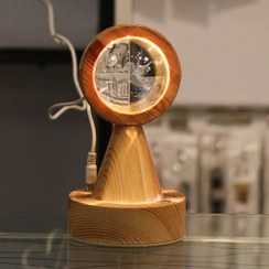 تصویر گوی کریستال ایستاده 