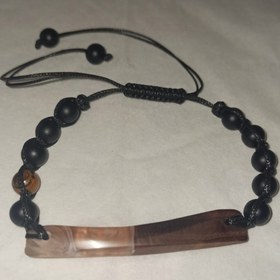 تصویر دستبند مردانه چوب و رزین با مهره اونیکس و چشم ببر کد 16 Wood and resin men's bracelet with onyx bead and tiger's eye code 16