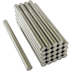 تصویر مگنت ناخن دو طرفه قلمی 