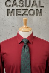 تصویر کراوات سبز و زرشکی طرحدار 