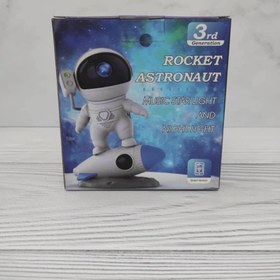 تصویر چراغ خواب کهکشانی مدل فضانورد موشک سوار Rocket Astronaut Galaxy Projector Night Light Lamp