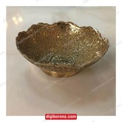 تصویر پیاله کاسه برنجی لب قلعه طرح طاووس بدون پایه (پیاله برنزی) 6 inch bronze bowl with peacock design