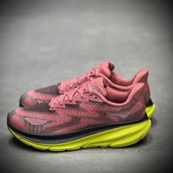 تصویر کتونی طبیعت گردی هوکا hoka clifton 9 gore tex 