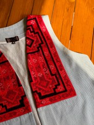 تصویر ست جلیقه و شلوارک خوس دوزی گلیم 