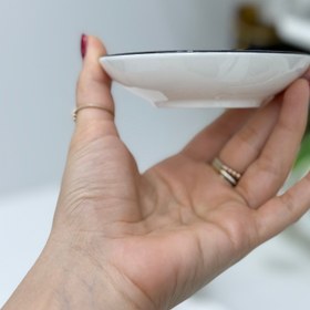 تصویر خرما خوری یا مزه خوری سرامیکی 